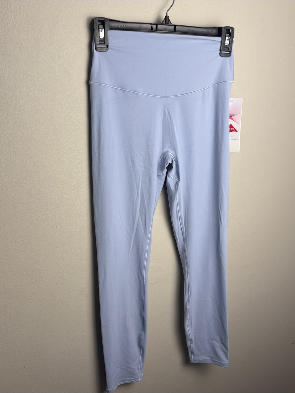 Sunzel Women’s High Waist Light Blue Cropped Yoga Leggings NWT Size M 8-10‎